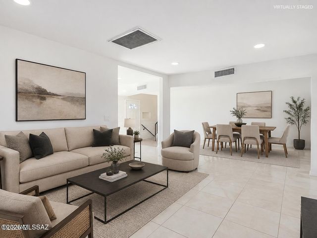 8282 E 18th Street, Tucson, AZ 85710