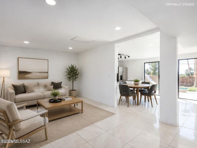 8282 E 18th Street, Tucson, AZ 85710