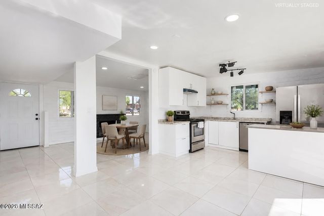 8282 E 18th Street, Tucson, AZ 85710