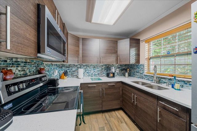 8307 ESPERANZA STREET, Orlando, FL 32817