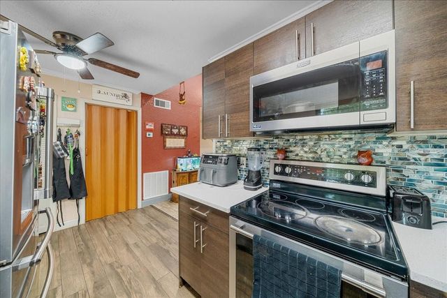 8307 ESPERANZA STREET, Orlando, FL 32817