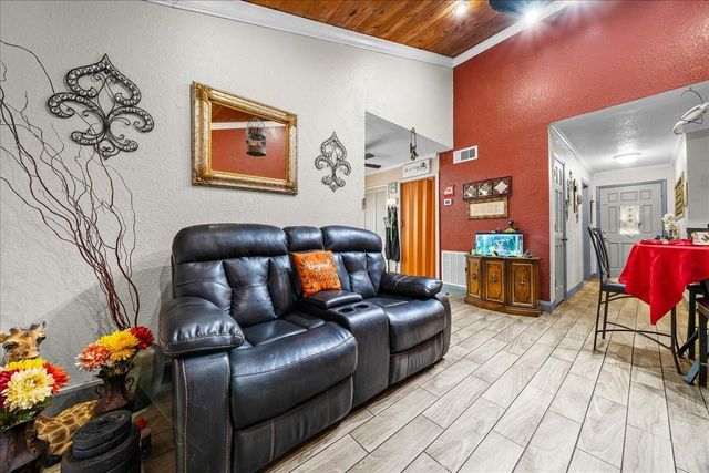 8307 ESPERANZA STREET, Orlando, FL 32817