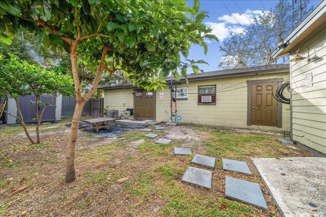 8307 ESPERANZA STREET, Orlando, FL 32817
