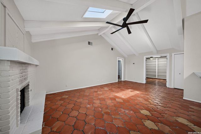 13046 N Hunters, San Antonio, TX 78230