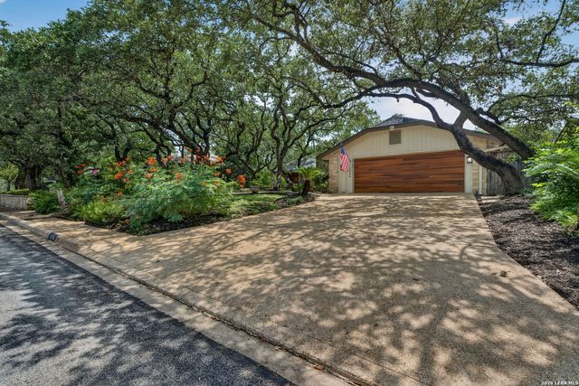 13046 N Hunters, San Antonio, TX 78230