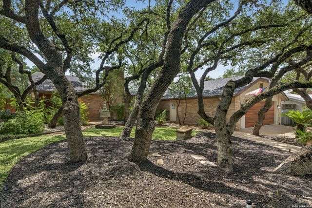 13046 N Hunters, San Antonio, TX 78230