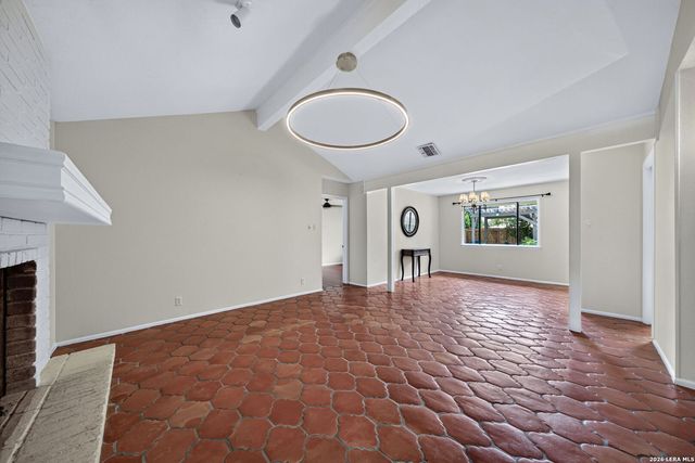 13046 N Hunters, San Antonio, TX 78230