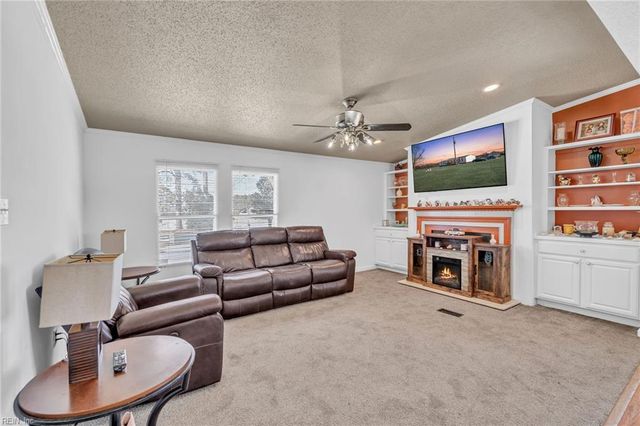 1691 Freeman Mill RD, Suffolk, VA 23438