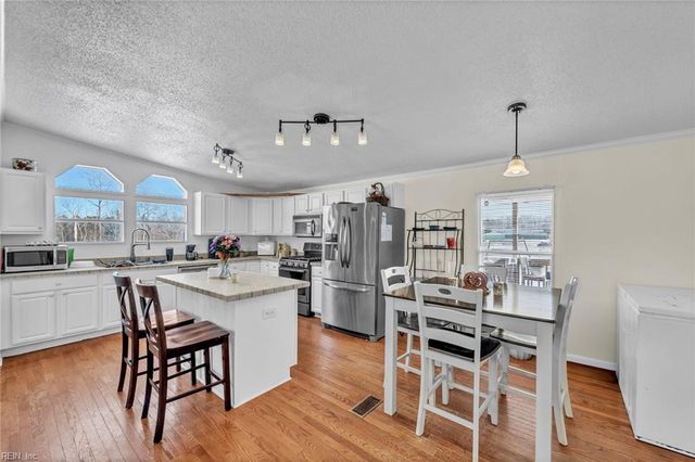 1691 Freeman Mill RD, Suffolk, VA 23438