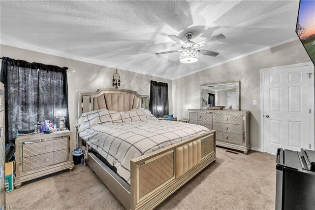 1691 Freeman Mill RD, Suffolk, VA 23438