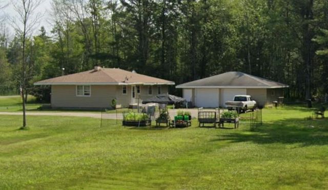 W5189 BIRCH CREEK ROAD NO 6, Menomonie, MI 49858