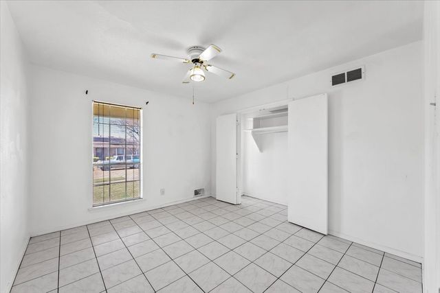 910 Bradfield Drive, Garland, TX 75042