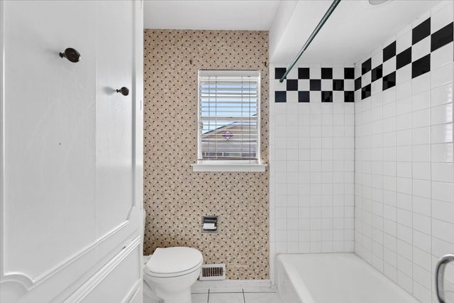 910 Bradfield Drive, Garland, TX 75042