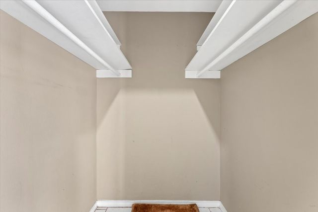 910 Bradfield Drive, Garland, TX 75042