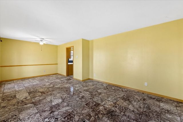 910 Bradfield Drive, Garland, TX 75042