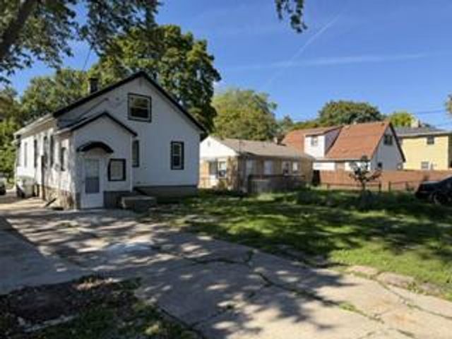 5754 N 41st STREET, Milwaukee, WI 53209