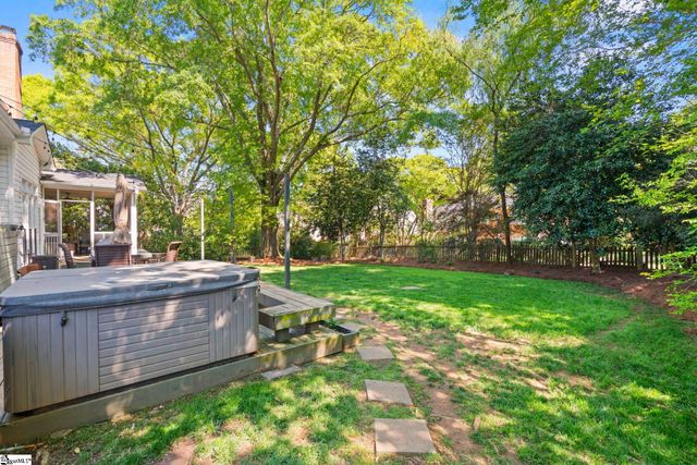 212 River Walk Drive, Simpsonville, SC 29681
