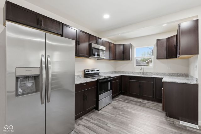 641 E 33rd Street, Indianapolis, IN 46205