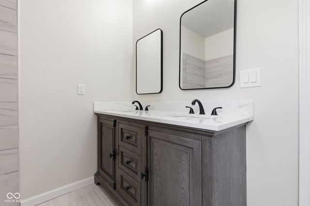 641 E 33rd Street, Indianapolis, IN 46205