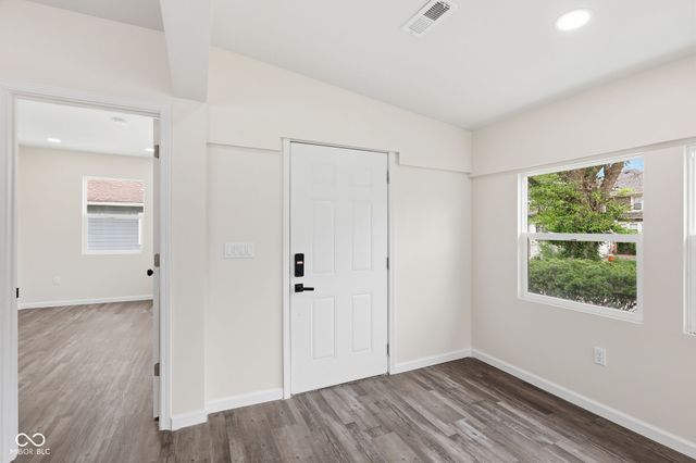 641 E 33rd Street, Indianapolis, IN 46205