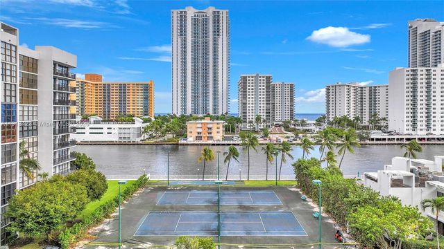 1000 Parkview Dr 229, Hallandale Beach, FL 33009
