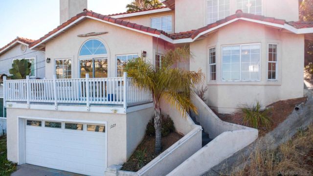 1227 La Mesa Ave, Spring Valley, CA 91977