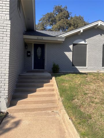 3528 Walton Avenue, Fort Worth, TX 76133