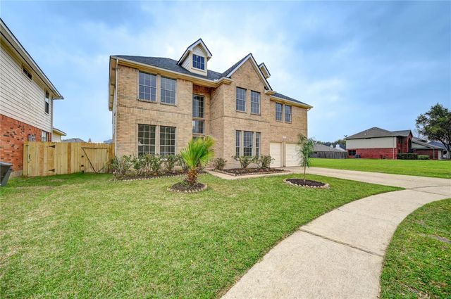 11906 Dinosaur Valley Drive, Sugar Land, TX 77498