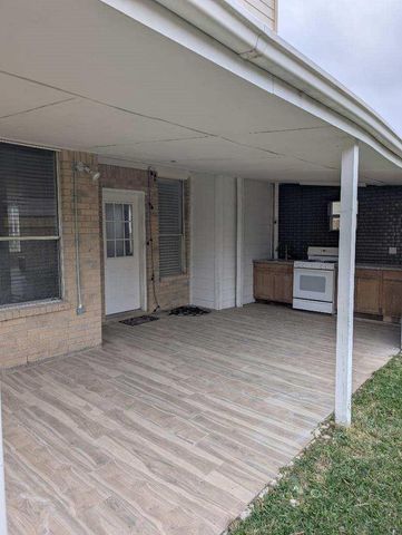 11906 Dinosaur Valley Drive, Sugar Land, TX 77498