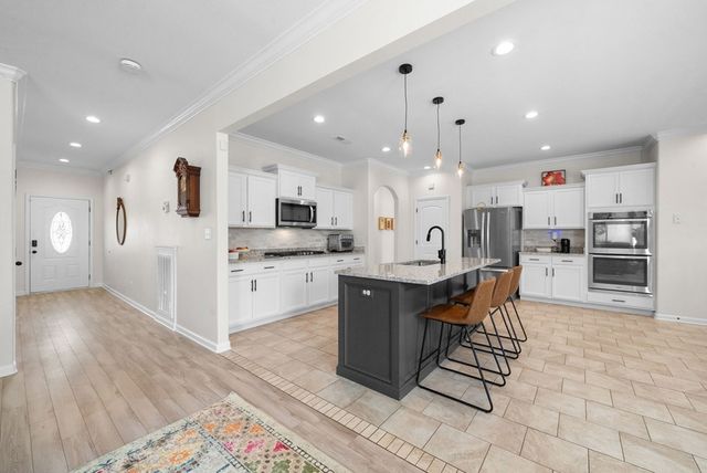 1337 Winterset Dr, Clarksville, TN 37040