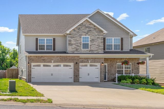 1337 Winterset Dr, Clarksville, TN 37040