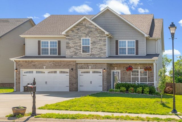 1337 Winterset Dr, Clarksville, TN 37040