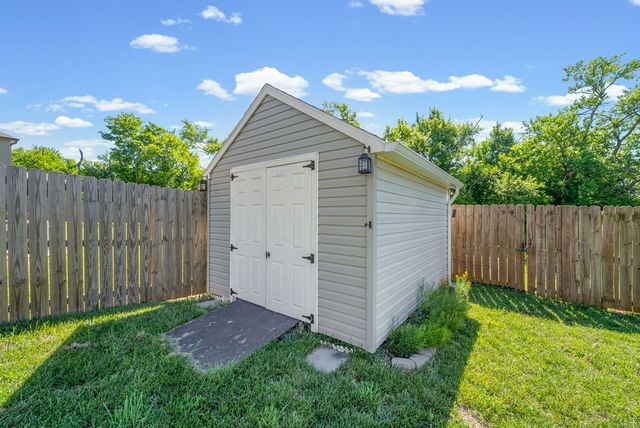 1337 Winterset Dr, Clarksville, TN 37040