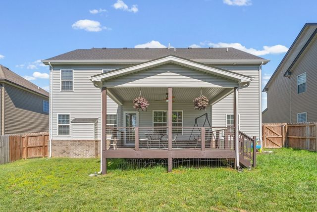 1337 Winterset Dr, Clarksville, TN 37040