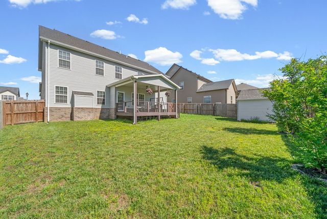 1337 Winterset Dr, Clarksville, TN 37040