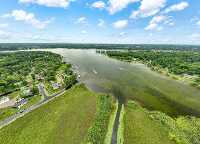 2503 Dardy Court, Brooklyn, MI 49230