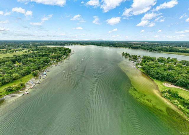 2503 Dardy Court, Brooklyn, MI 49230