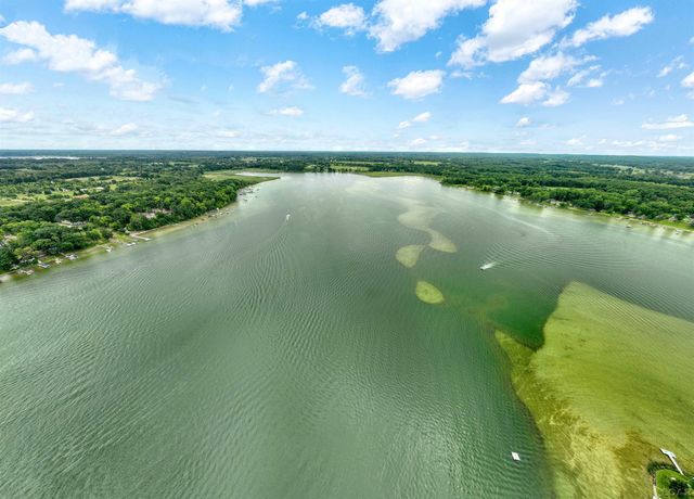 2503 Dardy Court, Brooklyn, MI 49230