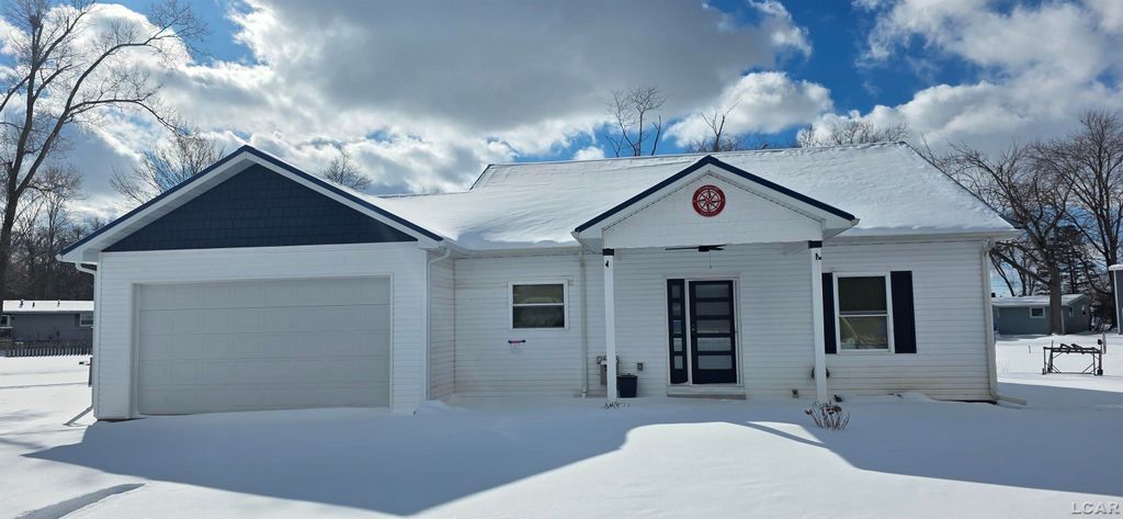 2503 Dardy Court, Brooklyn, MI 49230