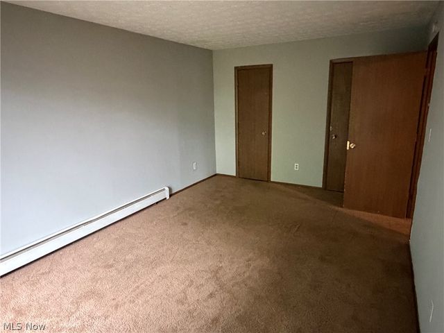 269 2nd Street NE 8, Barberton, OH 44203