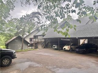 269 2nd Street NE 8, Barberton, OH 44203