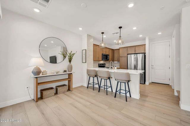 2121 W Sonoran Desert Drive 97, Phoenix, AZ 85085