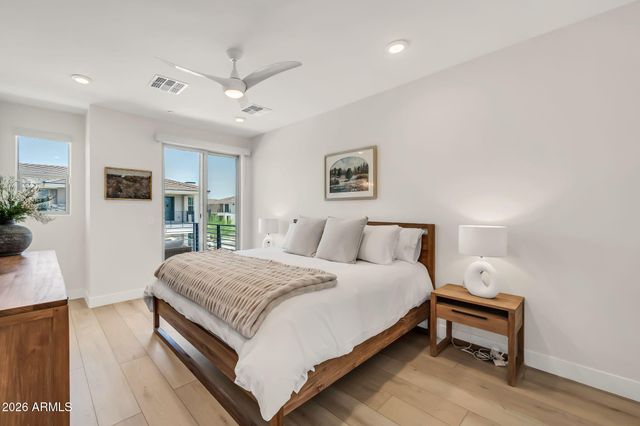 2121 W Sonoran Desert Drive 97, Phoenix, AZ 85085