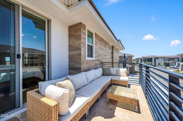 2121 W Sonoran Desert Drive 97, Phoenix, AZ 85085