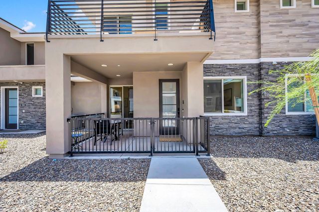 2121 W Sonoran Desert Drive 97, Phoenix, AZ 85085