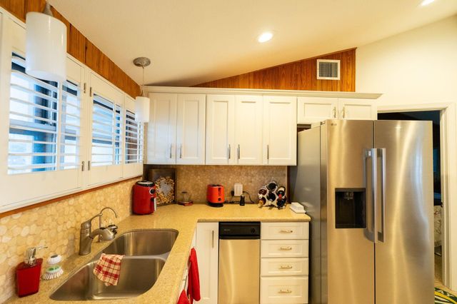 1417 8th Street, Dickinson, TX 77539