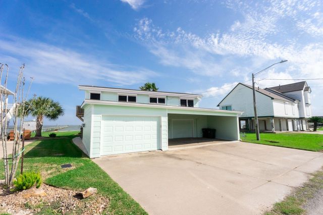 1417 8th Street, Dickinson, TX 77539