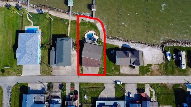 1417 8th Street, Dickinson, TX 77539