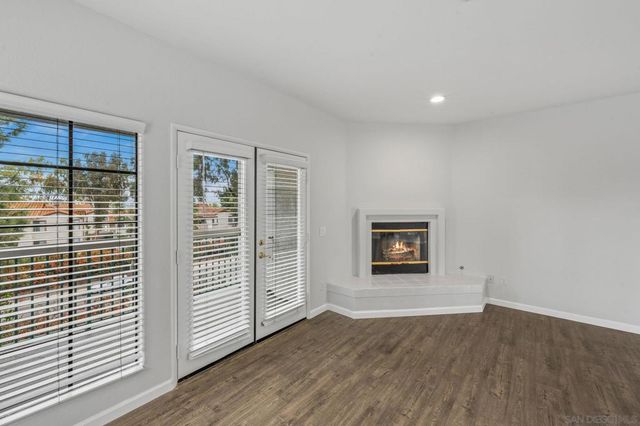 16458 Avenida Venusto C C, San Diego, CA 92128