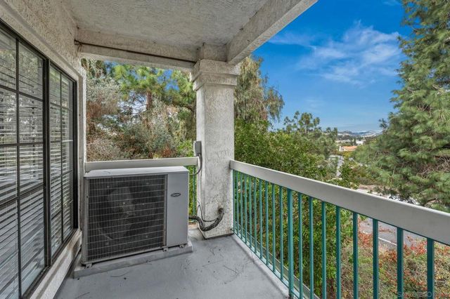 16458 Avenida Venusto C C, San Diego, CA 92128